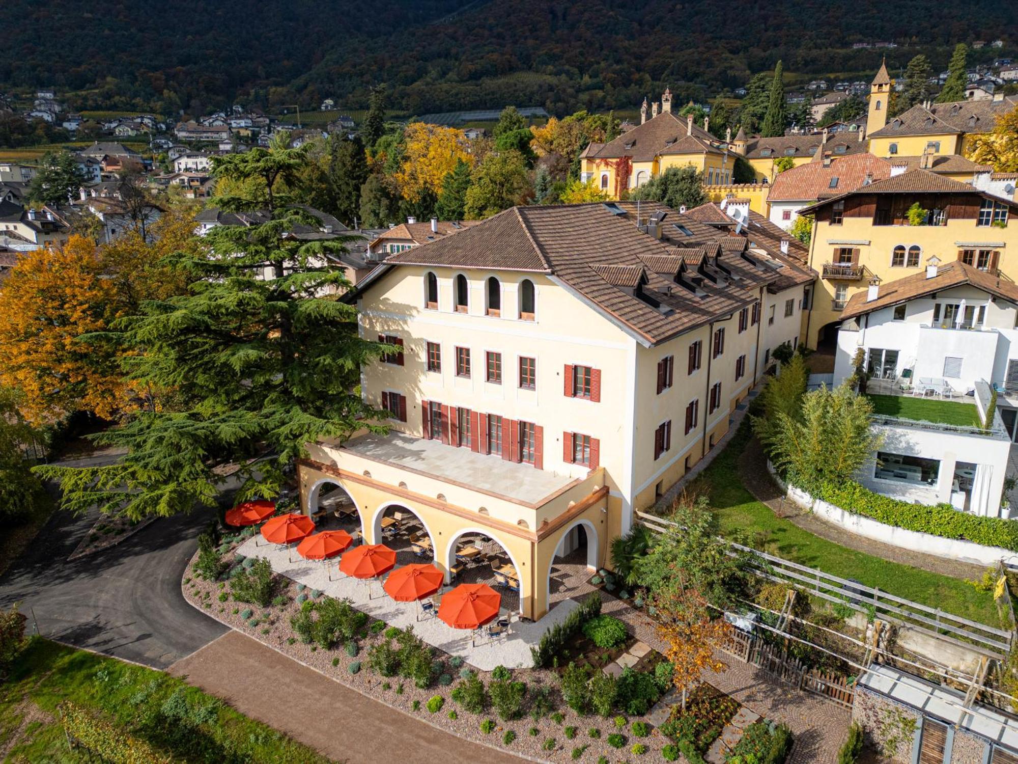 Castel Sallegg Suites Adults Only Калдаро Екстериор снимка